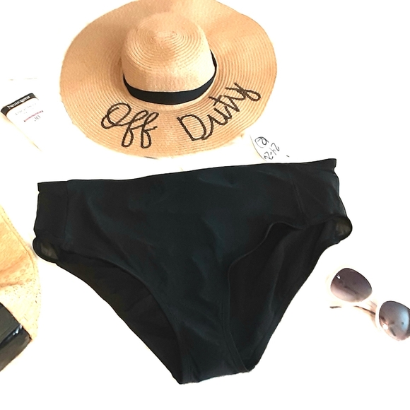 Xhileration Bikini Bottoms Size 24W/26W New W/Tags - Picture 2 of 8